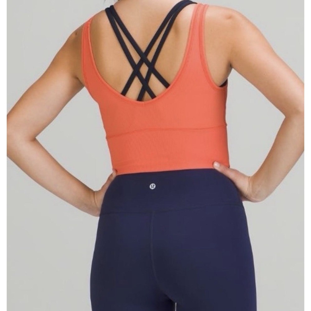 Lululemon Tank Top Women 4 Red Power Pivot Everlux Cropped V-Neck Yoga Gym
